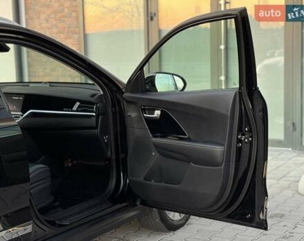 Черный Киа Niro, объемом двигателя 0 л и пробегом 110 тыс. км за 17999 $, фото 55 на Automoto.ua