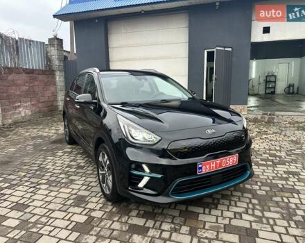 Чорний Кіа Niro, об'ємом двигуна 0 л та пробігом 104 тис. км за 20923 $, фото 1 на Automoto.ua