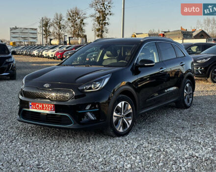 Черный Киа Niro, объемом двигателя 0 л и пробегом 112 тыс. км за 19999 $, фото 7 на Automoto.ua