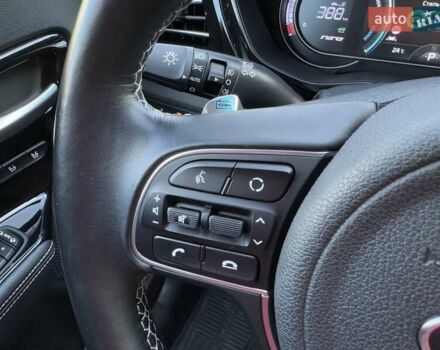 Черный Киа Niro, объемом двигателя 0 л и пробегом 98 тыс. км за 20999 $, фото 45 на Automoto.ua