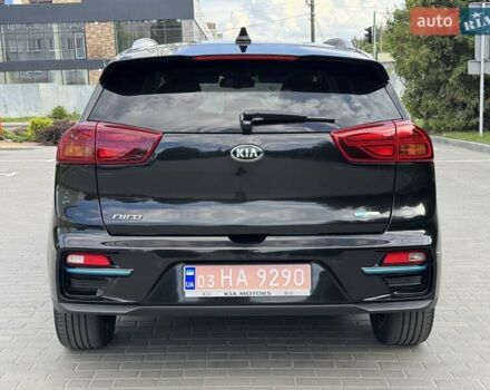Черный Киа Niro, объемом двигателя 0 л и пробегом 98 тыс. км за 20999 $, фото 7 на Automoto.ua