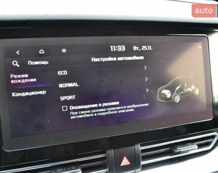 Чорний Кіа Niro, об'ємом двигуна 0 л та пробігом 169 тис. км за 18450 $, фото 65 на Automoto.ua