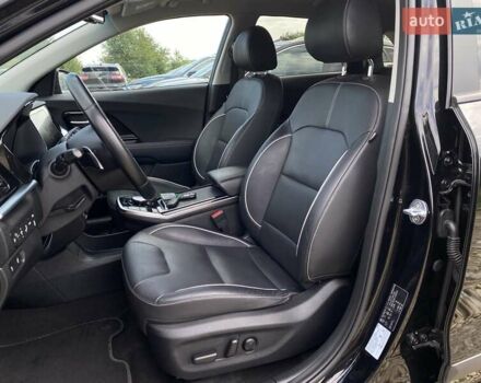 Киа Niro 2020 в Львове на Automoto.ua Черный Киа Niro, объемом двигателя 0 л и пробегом 70 тыс. км за 22500 $, фото 33 на Automoto.ua