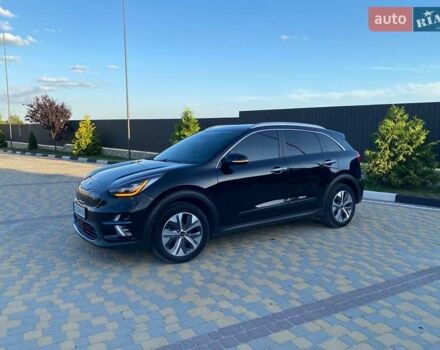 Черный Киа Niro, объемом двигателя 0 л и пробегом 109 тыс. км за 19450 $, фото 6 на Automoto.ua