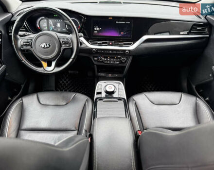 Черный Киа Niro, объемом двигателя 0 л и пробегом 159 тыс. км за 18950 $, фото 13 на Automoto.ua