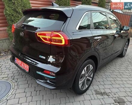 Черный Киа Niro, объемом двигателя 0 л и пробегом 115 тыс. км за 18700 $, фото 37 на Automoto.ua