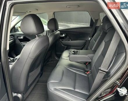 Черный Киа Niro, объемом двигателя 0 л и пробегом 107 тыс. км за 19700 $, фото 11 на Automoto.ua