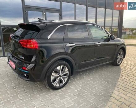 Черный Киа Niro, объемом двигателя 0 л и пробегом 142 тыс. км за 18900 $, фото 7 на Automoto.ua