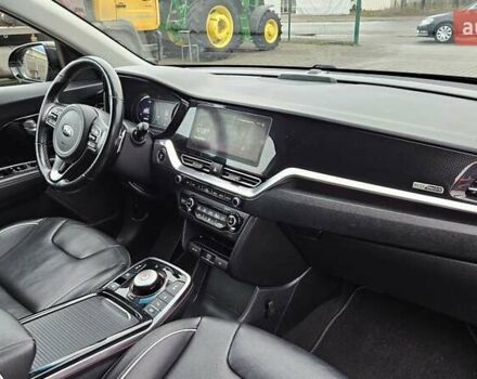 Черный Киа Niro, объемом двигателя 0 л и пробегом 139 тыс. км за 19800 $, фото 21 на Automoto.ua