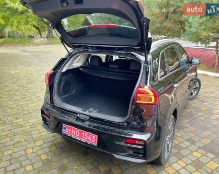 Киа Niro 2020 в Луцке на Automoto.ua Черный Киа Niro, объемом двигателя 0 л и пробегом 98 тыс. км за 20500 $, фото 18 на Automoto.ua