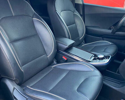 Черный Киа Niro, объемом двигателя 0 л и пробегом 152 тыс. км за 19200 $, фото 42 на Automoto.ua