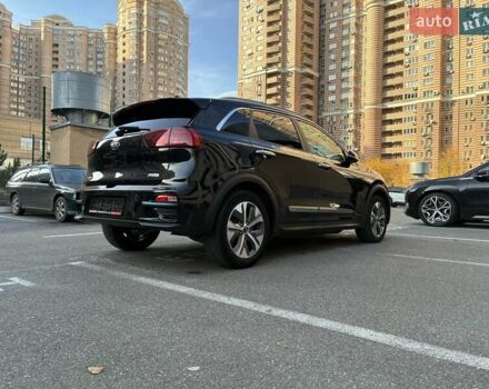 Черный Киа Niro, объемом двигателя 0 л и пробегом 105 тыс. км за 20500 $, фото 13 на Automoto.ua