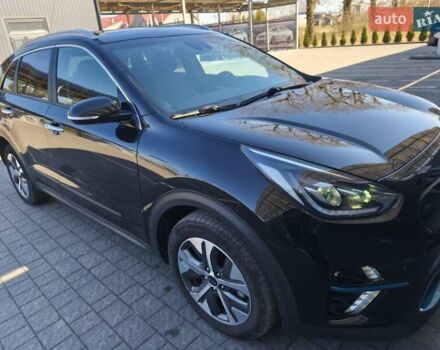 Чорний Кіа Niro, об'ємом двигуна 0 л та пробігом 46 тис. км за 17000 $, фото 39 на Automoto.ua