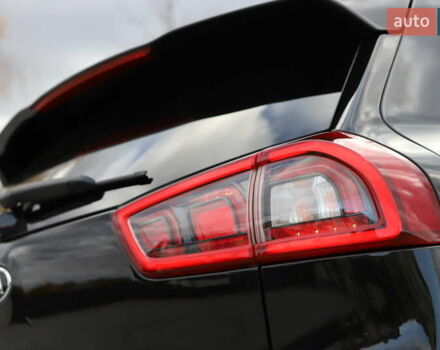 Чорний Кіа Niro, об'ємом двигуна 0 л та пробігом 29 тис. км за 20999 $, фото 55 на Automoto.ua