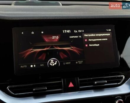 Черный Киа Niro, объемом двигателя 0 л и пробегом 110 тыс. км за 17999 $, фото 51 на Automoto.ua