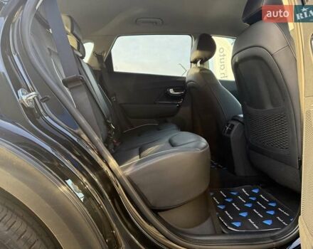 Черный Киа Niro, объемом двигателя 0 л и пробегом 105 тыс. км за 19900 $, фото 22 на Automoto.ua