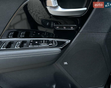 Черный Киа Niro, объемом двигателя 0 л и пробегом 135 тыс. км за 18650 $, фото 14 на Automoto.ua