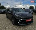 Чорний Кіа Niro, об'ємом двигуна 0 л та пробігом 69 тис. км за 23200 $, фото 24 на Automoto.ua