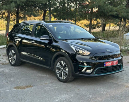 Черный Киа Niro, объемом двигателя 0 л и пробегом 112 тыс. км за 18750 $, фото 6 на Automoto.ua
