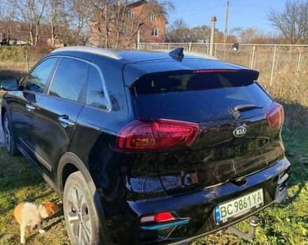 Чорний Кіа Niro, об'ємом двигуна 0 л та пробігом 48 тис. км за 23500 $, фото 2 на Automoto.ua