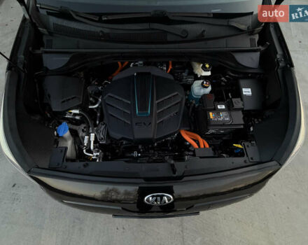 Черный Киа Niro, объемом двигателя 0 л и пробегом 142 тыс. км за 18900 $, фото 20 на Automoto.ua