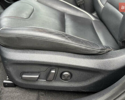 Чорний Кіа Niro, об'ємом двигуна 0 л та пробігом 110 тис. км за 19500 $, фото 51 на Automoto.ua