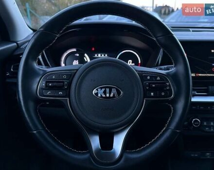 Черный Киа Niro, объемом двигателя 0 л и пробегом 35 тыс. км за 23400 $, фото 47 на Automoto.ua