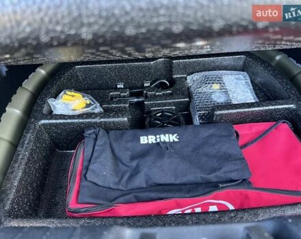 Чорний Кіа Niro, об'ємом двигуна 0 л та пробігом 112 тис. км за 20499 $, фото 28 на Automoto.ua