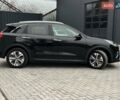 Чорний Кіа Niro, об'ємом двигуна 0 л та пробігом 134 тис. км за 18950 $, фото 8 на Automoto.ua