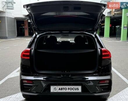 Чорний Кіа Niro, об'ємом двигуна 0 л та пробігом 89 тис. км за 22990 $, фото 9 на Automoto.ua