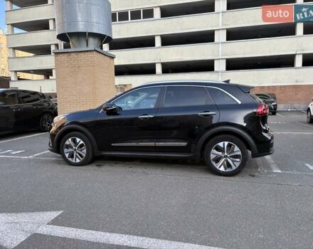 Черный Киа Niro, объемом двигателя 0 л и пробегом 105 тыс. км за 20500 $, фото 22 на Automoto.ua