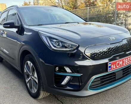 Черный Киа Niro, объемом двигателя 0 л и пробегом 111 тыс. км за 18900 $, фото 2 на Automoto.ua