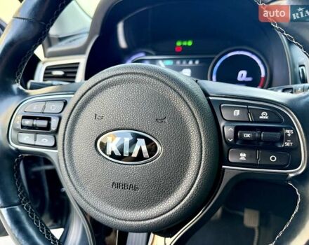 Киа Niro 2020 в Бердичеве на Automoto.ua Черный Киа Niro, объемом двигателя 0 л и пробегом 128 тыс. км за 16700 $, фото 52 на Automoto.ua