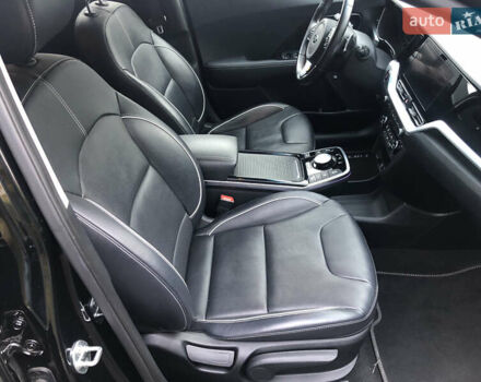 Киа Niro 2020 в Киеве на Automoto.ua Черный Киа Niro, объемом двигателя 0 л и пробегом 67 тыс. км за 21999 $, фото 39 на Automoto.ua