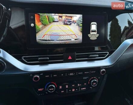 Чорний Кіа Niro, об'ємом двигуна 0 л та пробігом 126 тис. км за 19500 $, фото 25 на Automoto.ua