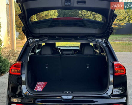 Черный Киа Niro, объемом двигателя 0 л и пробегом 50 тыс. км за 23499 $, фото 22 на Automoto.ua