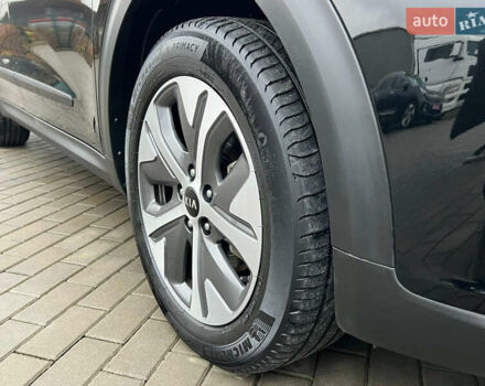 Черный Киа Niro, объемом двигателя 0 л и пробегом 140 тыс. км за 21500 $, фото 25 на Automoto.ua