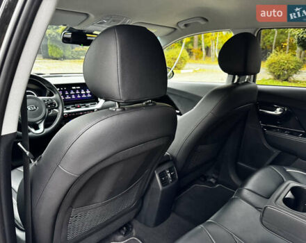 Черный Киа Niro, объемом двигателя 0 л и пробегом 78 тыс. км за 21700 $, фото 58 на Automoto.ua