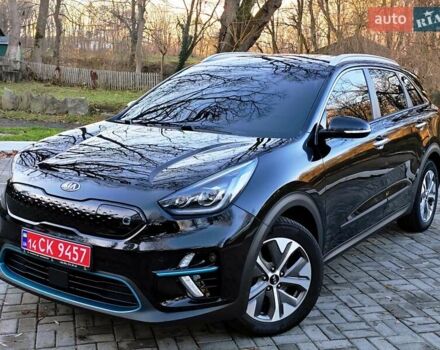 Черный Киа Niro, объемом двигателя 0 л и пробегом 115 тыс. км за 19999 $, фото 1 на Automoto.ua