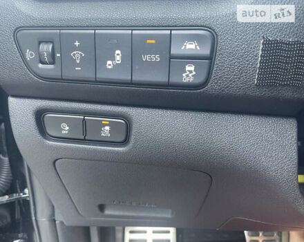 Черный Киа Niro, объемом двигателя 0 л и пробегом 151 тыс. км за 19300 $, фото 16 на Automoto.ua