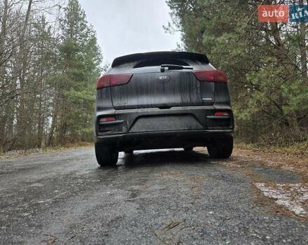 Киа Niro 2020 в Шепетовке на Automoto.ua Черный Киа Niro, объемом двигателя 0 л и пробегом 148 тыс. км за 18000 $, фото 13 на Automoto.ua