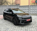 Чорний Кіа Niro, об'ємом двигуна 0 л та пробігом 109 тис. км за 17499 $, фото 3 на Automoto.ua