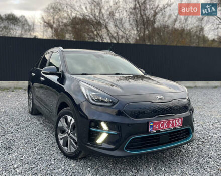 Киа Niro 2020 в Дрогобыче на Automoto.ua Черный Киа Niro, объемом двигателя 0 л и пробегом 148 тыс. км за 19799 $, фото 12 на Automoto.ua
