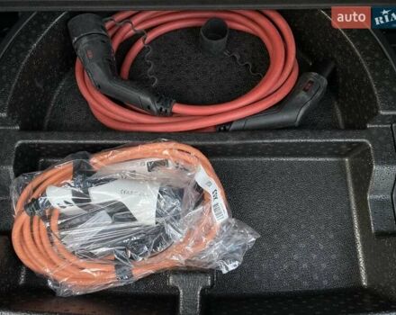 Чорний Кіа Niro, об'ємом двигуна 0 л та пробігом 88 тис. км за 22900 $, фото 57 на Automoto.ua