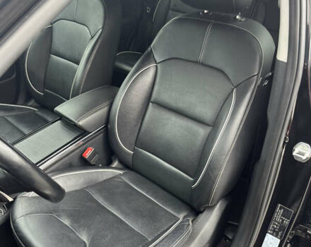 Чорний Кіа Niro, об'ємом двигуна 0 л та пробігом 81 тис. км за 19999 $, фото 6 на Automoto.ua