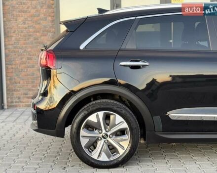Черный Киа Niro, объемом двигателя 0 л и пробегом 110 тыс. км за 17999 $, фото 33 на Automoto.ua