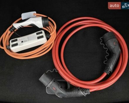 Черный Киа Niro, объемом двигателя 0 л и пробегом 107 тыс. км за 21400 $, фото 63 на Automoto.ua