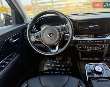 Черный Киа Niro, объемом двигателя 0 л и пробегом 105 тыс. км за 19900 $, фото 14 на Automoto.ua