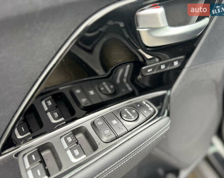 Черный Киа Niro, объемом двигателя 0 л и пробегом 93 тыс. км за 17999 $, фото 25 на Automoto.ua