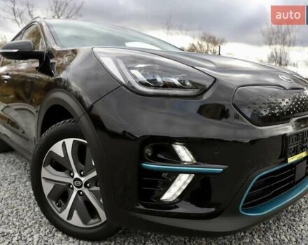 Чорний Кіа Niro, об'ємом двигуна 0 л та пробігом 29 тис. км за 20999 $, фото 13 на Automoto.ua
